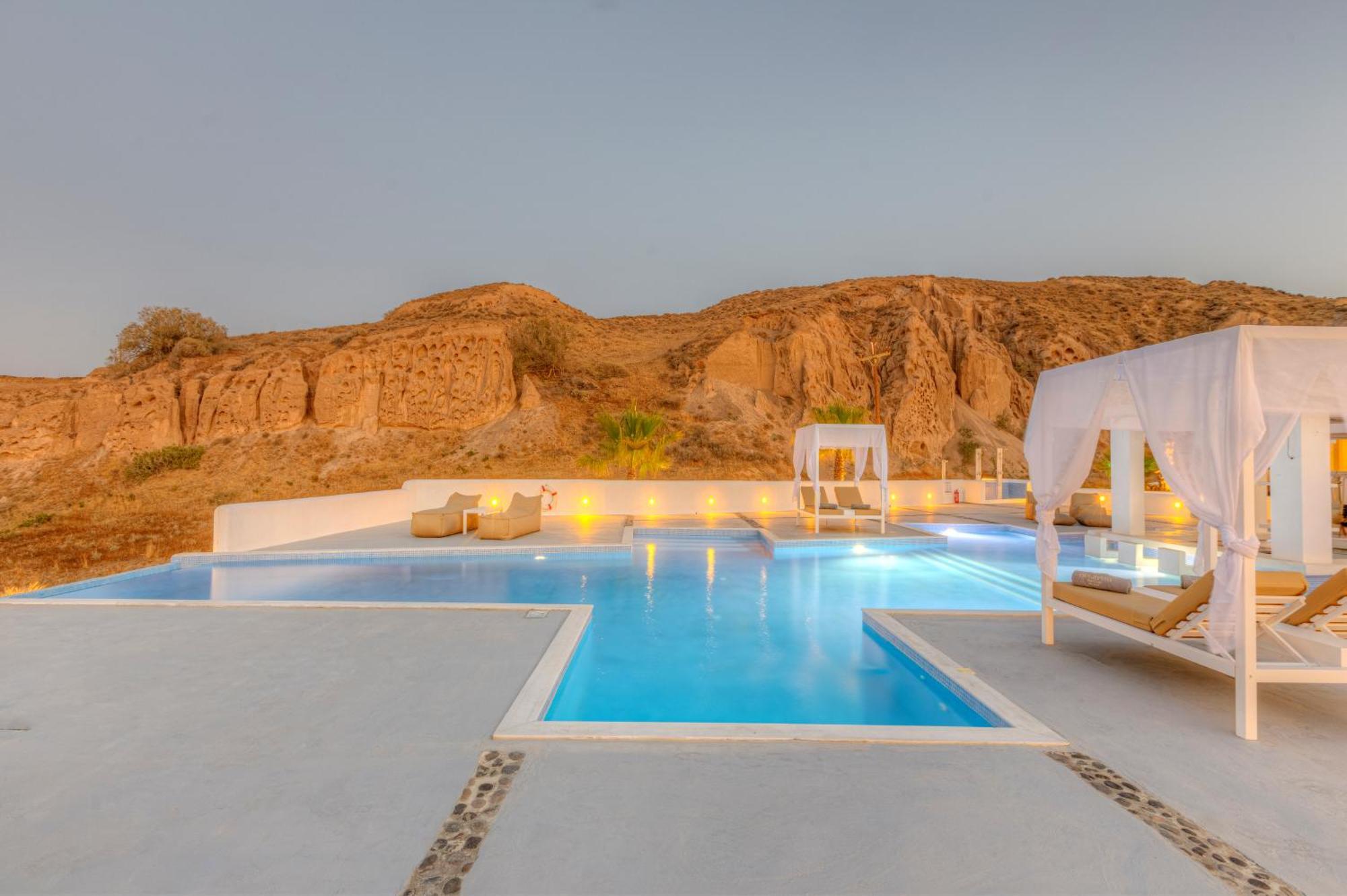 Desiterra Resort & Spa Fira  Extérieur photo
